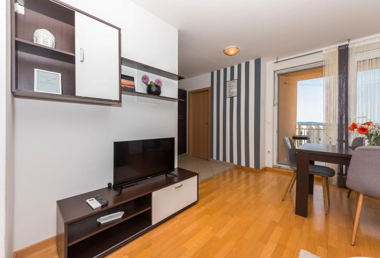 Apartment Sea View In Makarska, Free Parking Eksteriør bilde