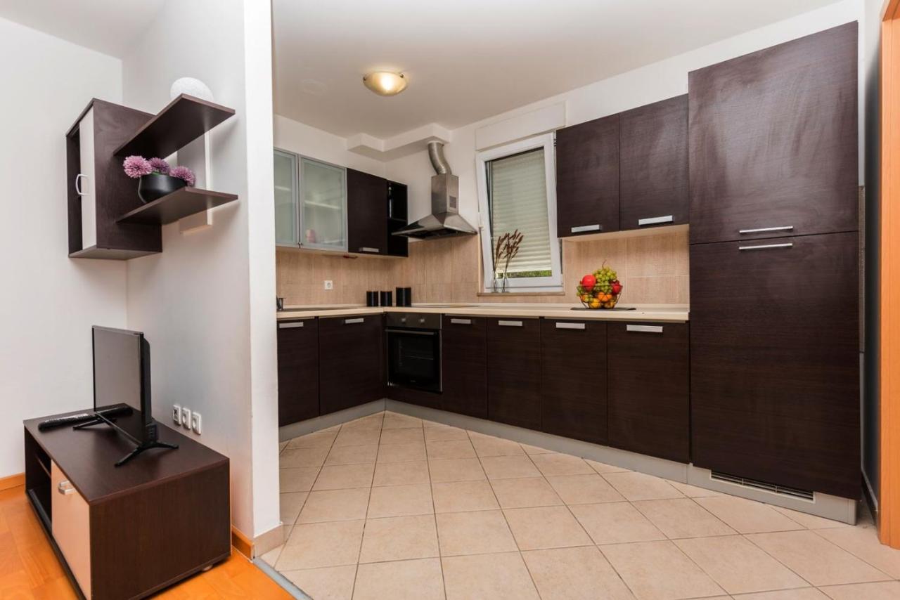 Apartment Sea View In Makarska, Free Parking Eksteriør bilde